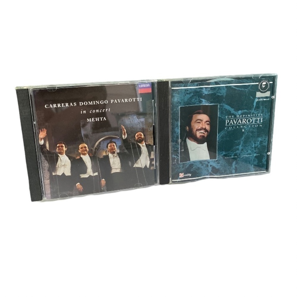 lot of 2 CDs Three Tenors in Concert & The Definitive Pavarotti Collection B